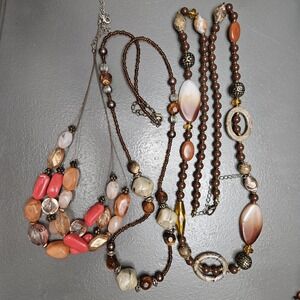Lot of 3 Fashion Costume Jewelry Necklaces‎
